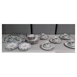 Dinner China, eight fruit design Pfaltzcraft 8"