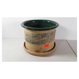 Pottery planter with attached tray, 11" wide x 8"
