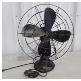 Old Fan, 16" blade, Hunter Division Robbins and