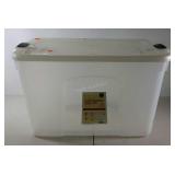 Tote with locking lid. 28 gallon. Cracked in