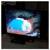 JVC 32" Flatscreen TV with Remote, working as