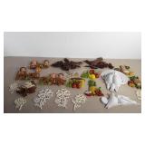 Vintage wall plaques