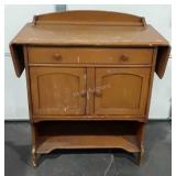 Drop leaf server, does show finish ware, will be a