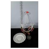 Decor group, metal wall sconce, plate and flower