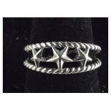 Size 7- Sterling silver star ring