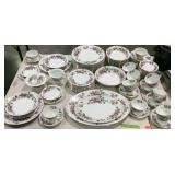China- 90 pcs Hira fine china Prairie Rose pattern