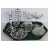 Glassware, including hen on nest, rum barrel,
