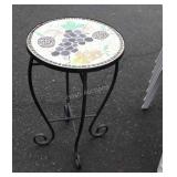Small patio stand, seller code LW