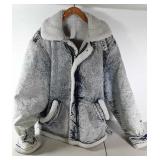 Lined denim jacket, size XXL, has wear on sleeves