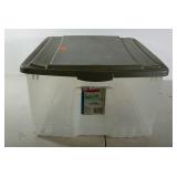 Rubbermaid storage box with lid. 14.75 gallon.