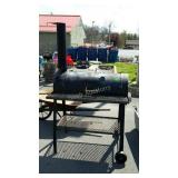 Meat Smoker Grill, heavy duty made, temp. Gauge