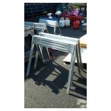 Set of galvanized Folding saw horses