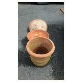 Terrocta Flower Garden Lot, 2 planter pots, wall