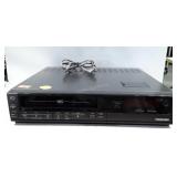 Toshiba HQ VHS player, powers on