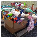 Kids Toys, skid lot with a bunch of toys. Seller