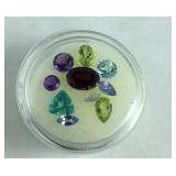 Capsule with gemstones 10