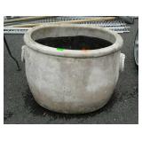 Concrete planter 16 in tall