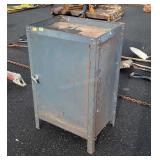 Shop Cabinet, 22x16x34" high, metal shelving