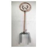 Copper lady bug sprinkler, 34" tall