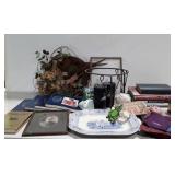 Large group lot, Mickey Mouse phone, plates, bowls