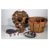 Farmhouse decor lot: fruit basket with lid,