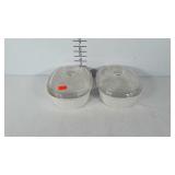 2 1.8L Corningware Dishes w/ Lids