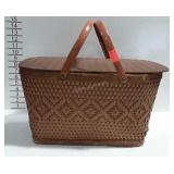 Redman quality baskets picnic basket and paper