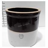 2 gallon crock Brown over white has crack