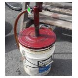 Shop lubricant Dispenser Pump, bucket type with