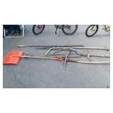 Long handle tools Group, sledge, picks, limb
