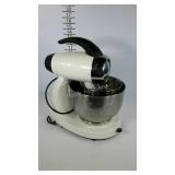 SUNBEAM stand mixer with two bowls and