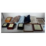 Picture frames in a variety of sizes, plus four