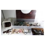 Hardware group, chains, caster wheels, power