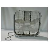 Holmes 29" box fan, tested and works.