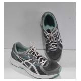 Asics tennis shoes, size 11, gel contend 3