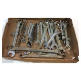 Wrenches in flat mode sizes and brands