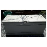 LIFETIME patio storage bin, with hydraulic hinges
