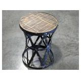 Drum style side stand. Wood look top with metal