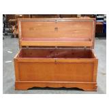 LANE cedar blanket chest. Shows exterior finish