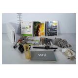 Nintendo Wii console  with 2 controllers and 5
