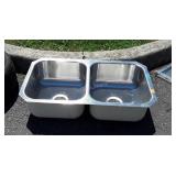 Stainless steel Kitchen Sink. Under counter type,