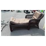 Wicker Chase Lounge, brown color, natural
