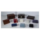 Mixed jewelry box lot.