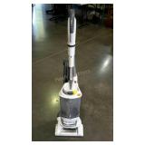 SHARK Navigator upright vacuum. Tested and wirks.
