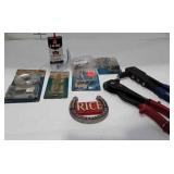 Flat hardware: cable ties, not full, oil, rivets