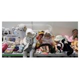 Dolls, Toys, Winnie the Pooh Book w/ CD, Minnie