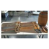 Twenty hands as and a nail keg.