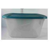 Sterilite 60 quart tote with lid.