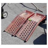 Set of metal car ramps, seller code U