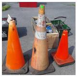 5 safety cones, assorted sized